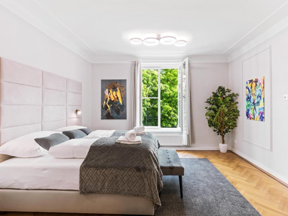 Sky9 Apartments Schoenbrunn Palace فيينا المظهر الخارجي الصورة