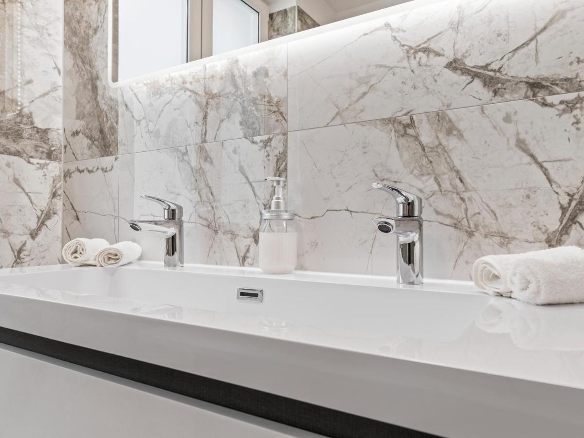 Sky9 Apartments Schoenbrunn Palace فيينا المظهر الخارجي الصورة